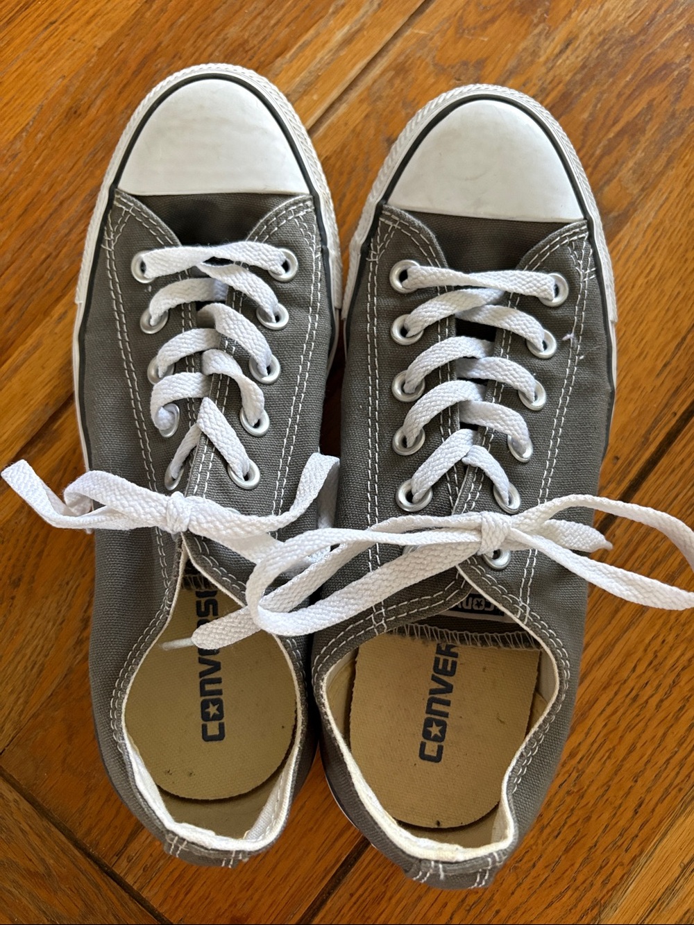 Converse Women’s Gray Low-Top Canvas Sneakers with White Toe